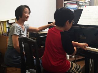 音楽的な喜びをもって